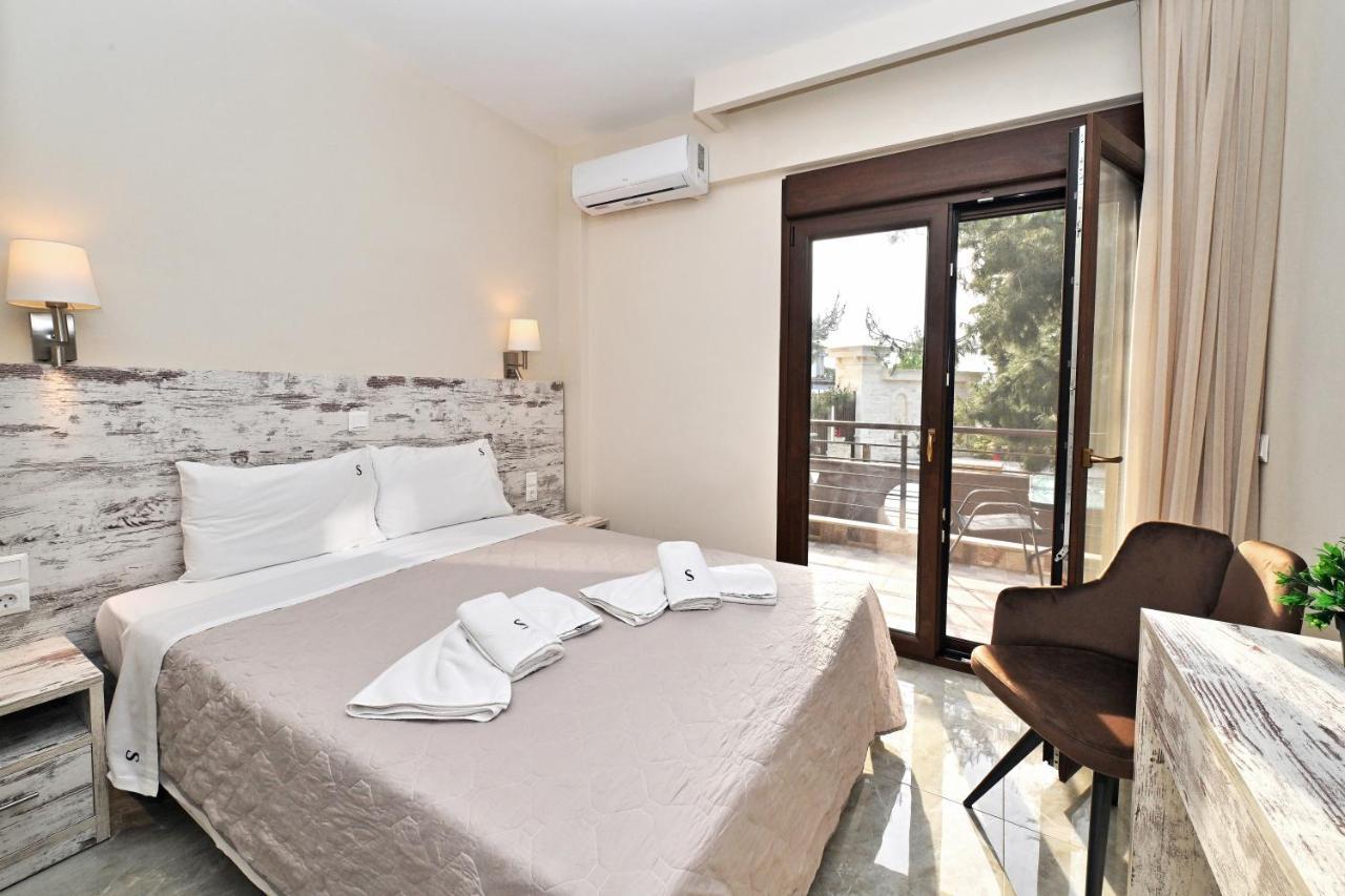 Sinodinos Deluxe Apartments Afytos Zewnętrze zdjęcie